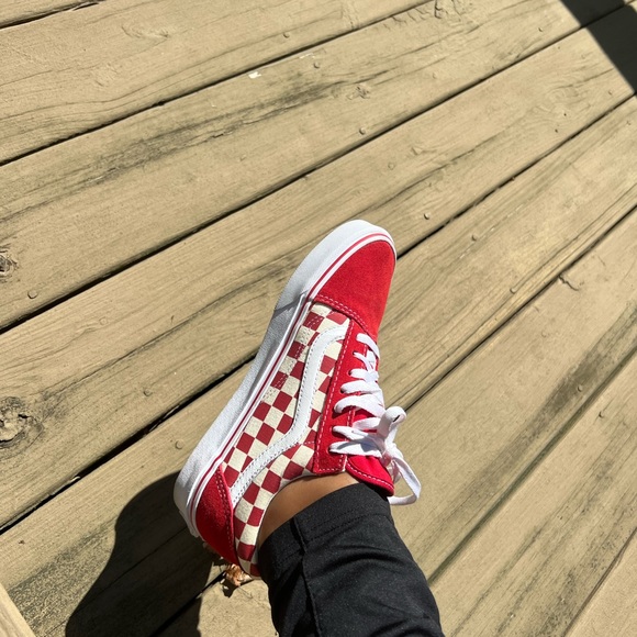 VANS - Picture 2 of 4